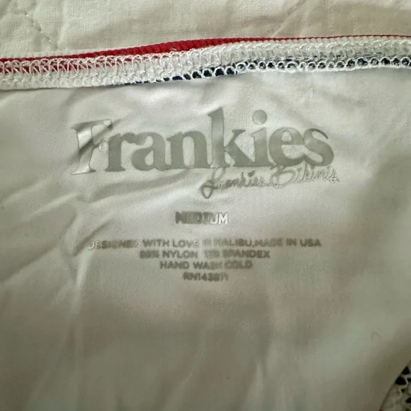 Frankies Bikinis Bikini Set 🇺🇸 - Picture 3 of 4